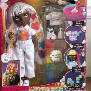 NIB RAINBOW HIGH Watercolor & Create Fashion DIY Doll Tie Dye Kit Green Eyes NEW
